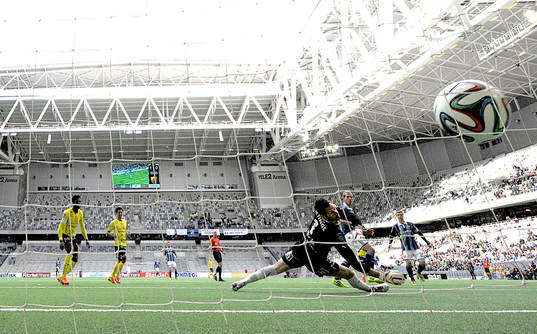 Djurgårdens Aleksandar Prijovic gör mål