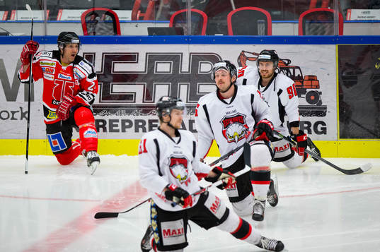 Örebros Conny Strömberg och Malmö Redhawks Magnus