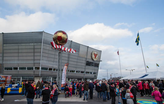 Guldfågeln arena