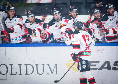 Malmö Redhawks Daniel Viksten gör 0-1 till Malmö och