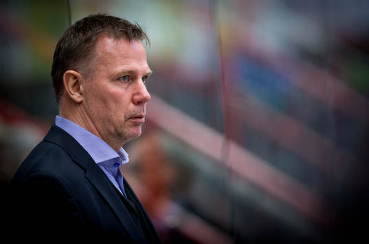 Malmö Redhawks tränare Mats Lusth deppar