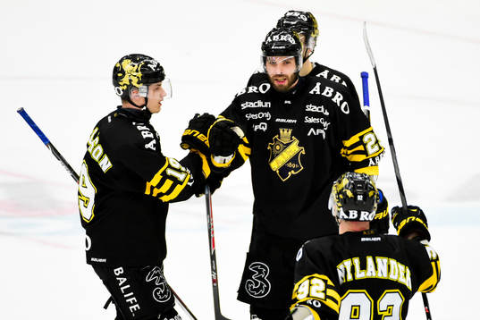 s Per Svensson (m) firar