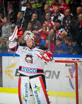 Malmö Redhawks målvakt Pontus Sjögren deppar