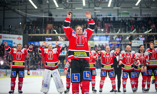 Örebros Christoffer Norgren blir avtackad