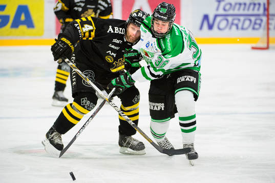 s Fredrik Svensson