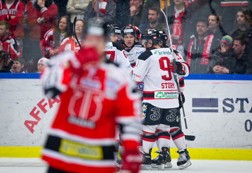 Malmö Redhawks Joey Tenute gör 0-4 och jublar och