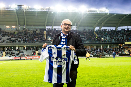 IFK Göteborgs avgående sportchef Håkan Mild avtackas