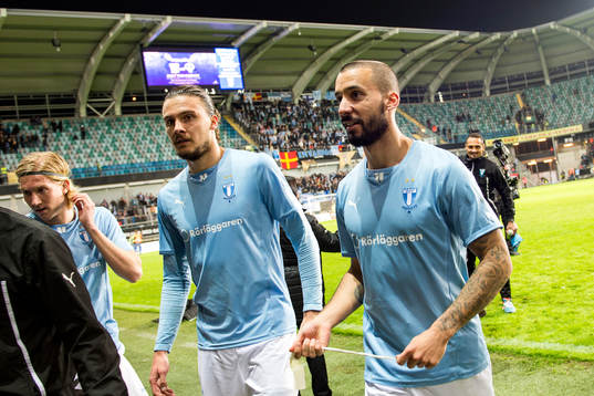 Malmö FFs matchvinnare Guillermo Molins lämnar planen