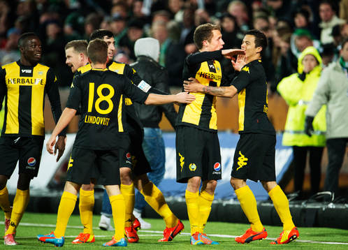 Hammarbys Fredrik Torsteinbø signalerar till fansen att