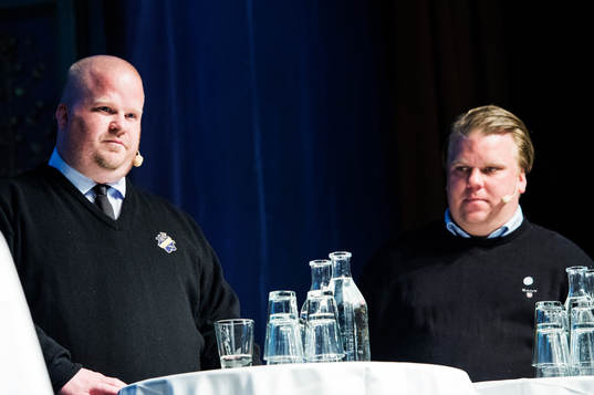 Mattias Eriksson, tränare i AIK och Viktor Eriksson,