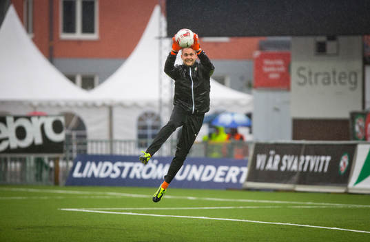 Örebros målvakt Oscar Jansson