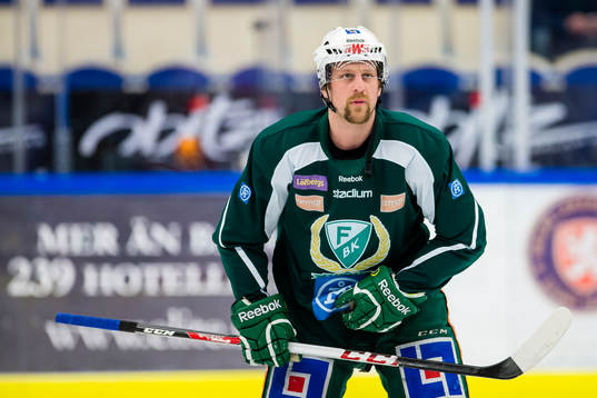 Färjestads Christian Berglund innan ishockeymatchen i SHL