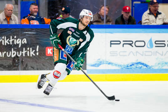 Färjestads Ole-Kristian Tollefsen innan ishockeymatchen i