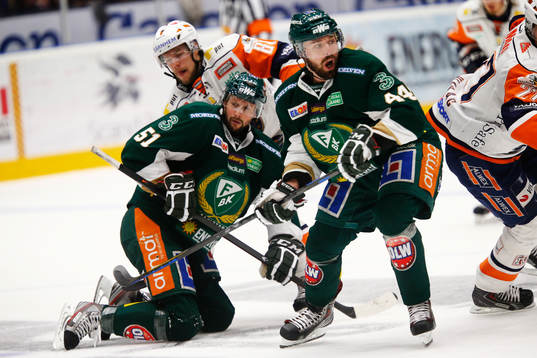 Färjestads Rickard Wallin och Milan Gulas
