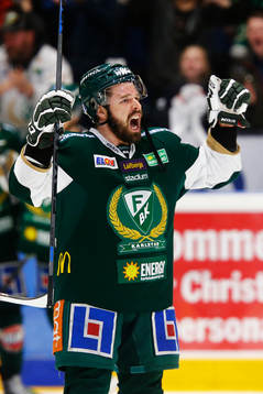 Färjestads Milan Gulas jublar