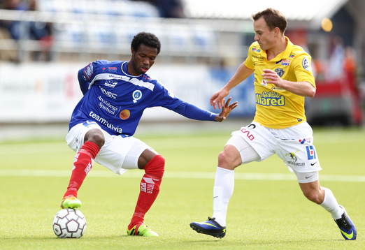 Åtvidabergs Mohamed Abubakari och Falkenbergs Anton Wede