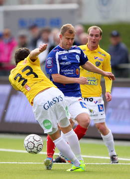 Falkenbergs Tibor Joza, Åtvidabergs Kristian Bergström