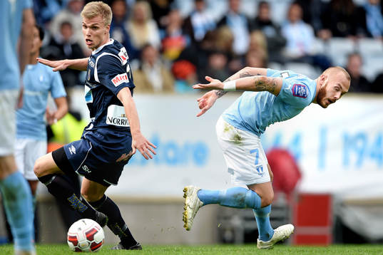 Gefles Robin Nilsson och Malmö FFs Magnus Eriksson