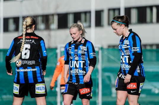 Sirius Mikaela Björklund, Jenny Jansson och Amanda