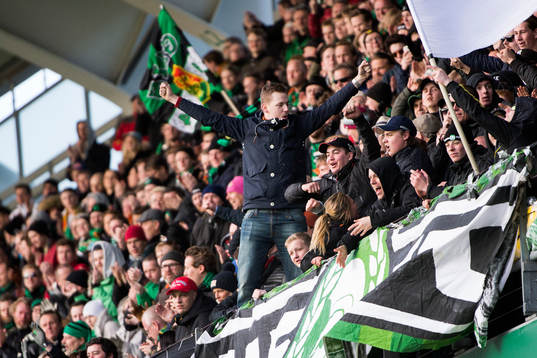 Gaisfansen jublar