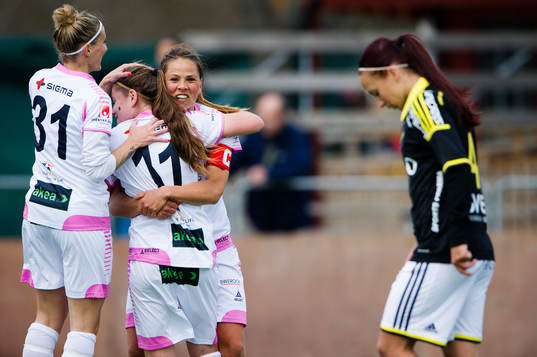 Bläddra bland fler bilder av Fotboll, Damallsvenskan, AIK - Rosengård