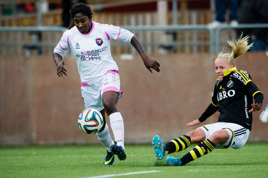 Rosengårds Anita Asante och AIKs Sara Storck