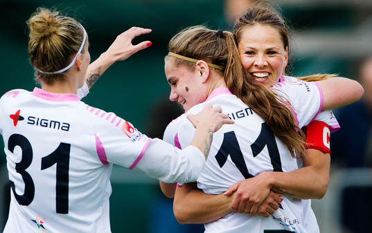 Rosengårds Anja Mittag, Sarah Mellouk och Sara Björk