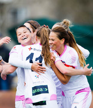 Rosengårds  spelare jublar