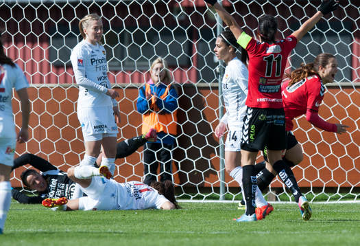 Kristianstads Marija Banusic har gjort 1-0 i matchen i