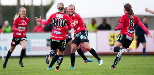 Kristianstads Olivia Welin har gjort 2-0 i matchen i