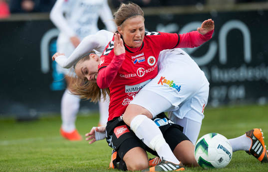 Tyresös Lisa Dahlkvist och Kristianstads Therese Björck