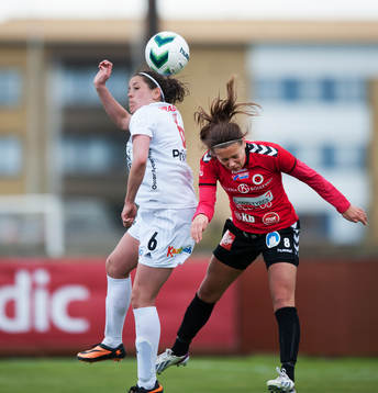 Tyresös Madelaine Edlund och Kristianstads Alice Nilsson i