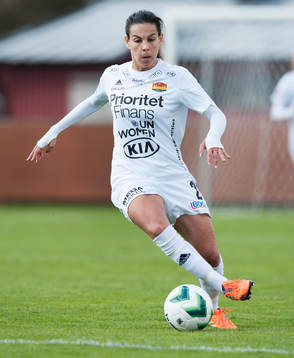 Tyresös Thaisa Moreno i matchen i damallsvenskan i fotboll