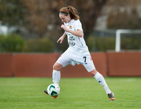Tyresös Lisa Dahlkvist i matchen i damallsvenskan i