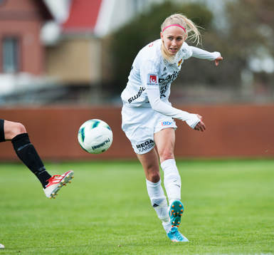 Tyresös Line Röddik Hansen i matchen i damallsvenskan i