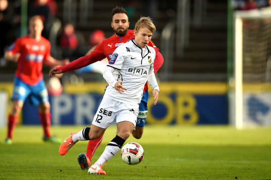Helsingborgs Abdul Khalili och Häckens Oscar Lewicki