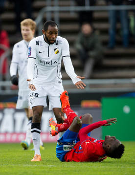Häckens Rene Makondele tycker att Helsingborgs David Accam