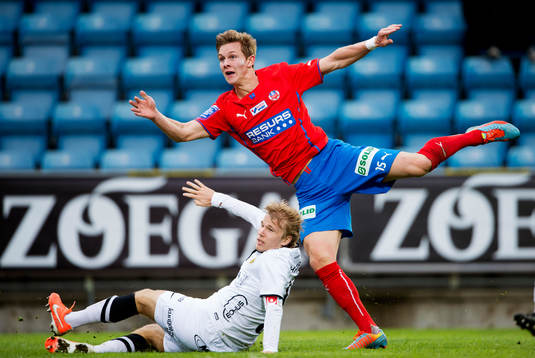 Häckens Oscar Lewicki och Helsingborgs Emil Krafth