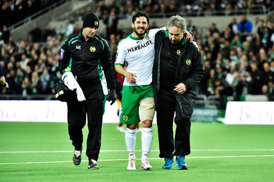 Hammarbys Pablo Piñones-Arce blir skadad