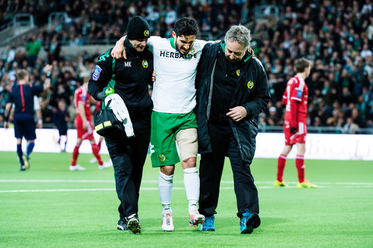 Hammarbys Pablo Piñones-Arce blir skadad