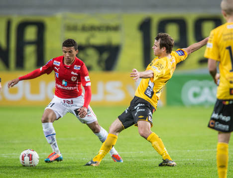Kalmars Ismael Silva Lima och Elfsborgs Henning Hauger