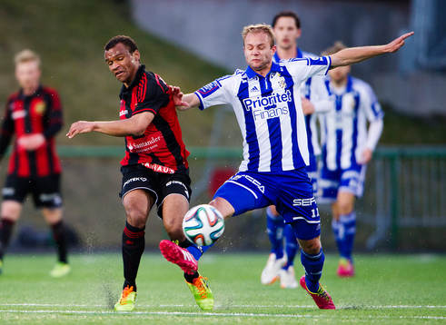 Brommapojkarnas Serge-Junior Martinsson Ngouali och IFK