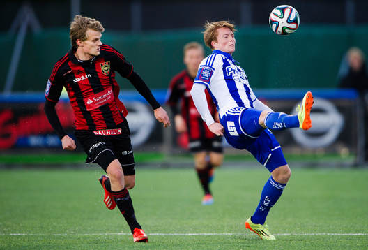 i140414 IFK Göteborgs Sam Larsson och  Brommapojkarnas Tim