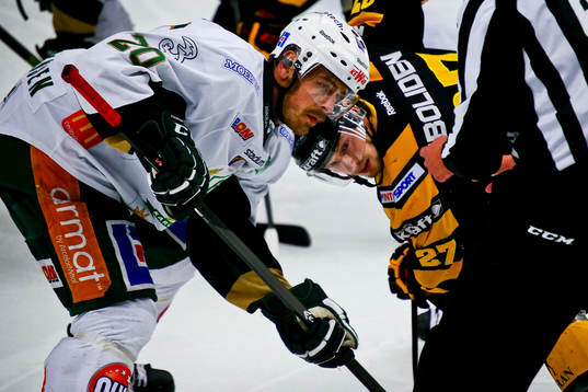 Skellefteås MArtin Lundberg mot Färjestads Anders