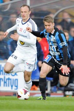 Huskvarnas Dragan Kapcevic och Sirius Joakim Runnemo