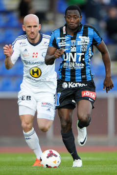 Sirius Moses Ogbu och Huskvarnas Tobias Nilsson