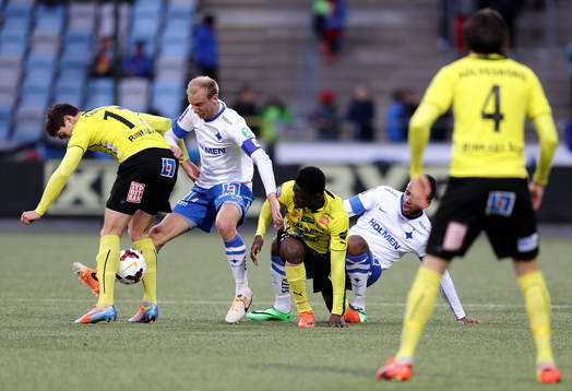 Norrköpings Andreas Johansson och Mjällbys Lucas Grill