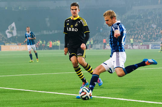 s  Eero Markkanen  och Djurgårdens Vytautas Andriuskevicius