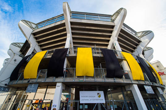 Häckens hemmaarena 2014, Gamla Ullevi, är klädd i gult