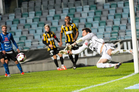 Halmstads målvakt Stojan Lukic